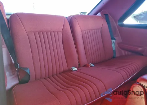 1990 Ford Mustang Gt z USA, uszkodzony, nr VIN 1FACP42E7LF140272